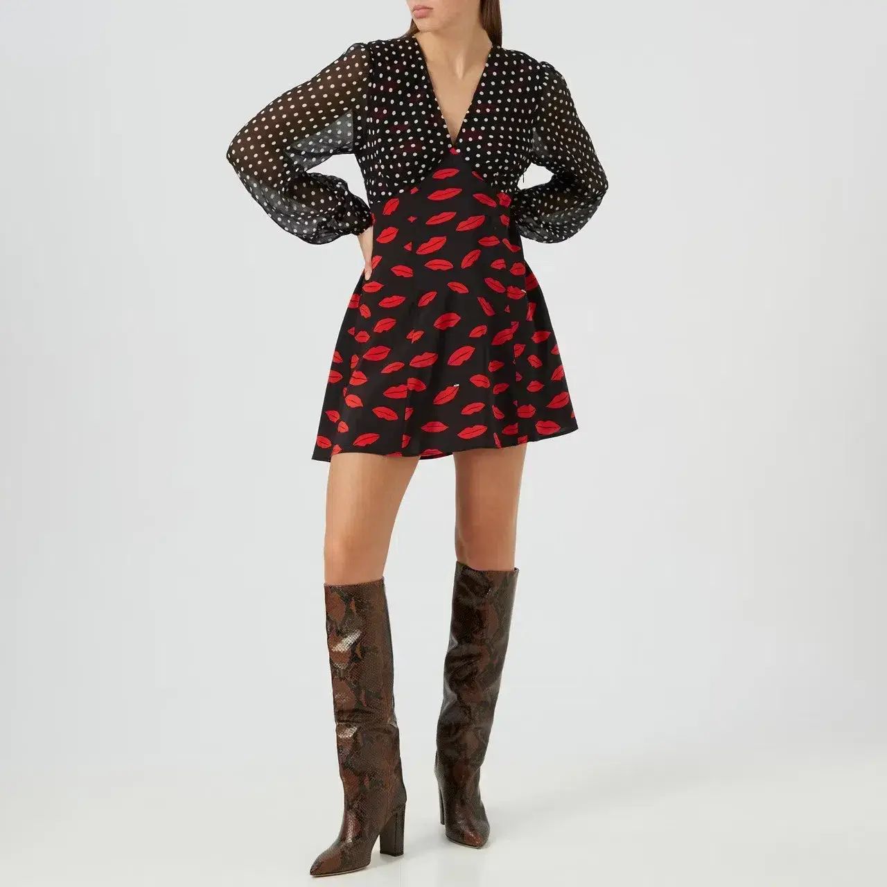 Rixo Lia Lip Mini Dress Kiss Print Size S / UK 10 - Image 1