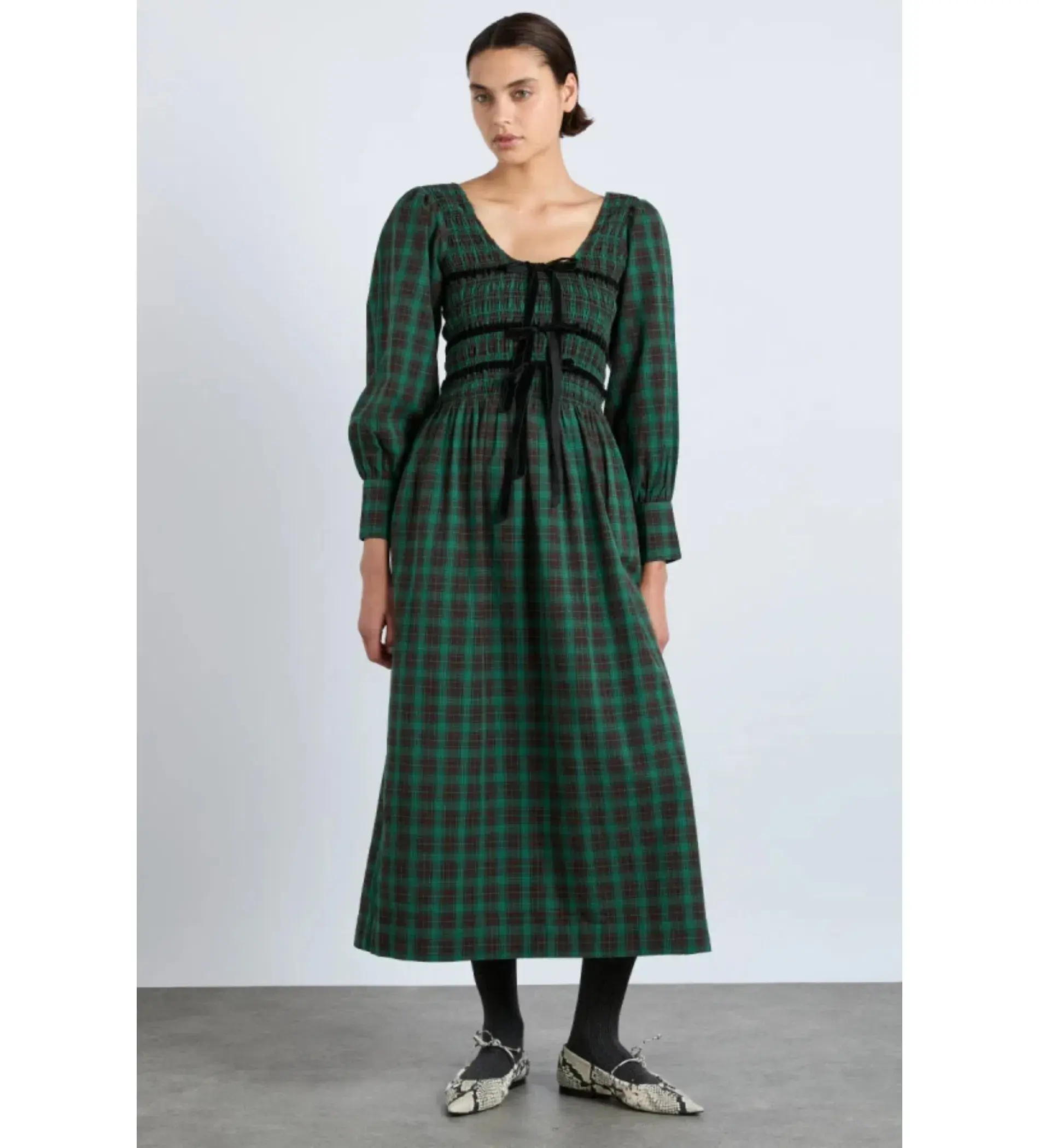 Damson Madder  Elle Shirred Midi Dress Green Size 10 - Image 1
